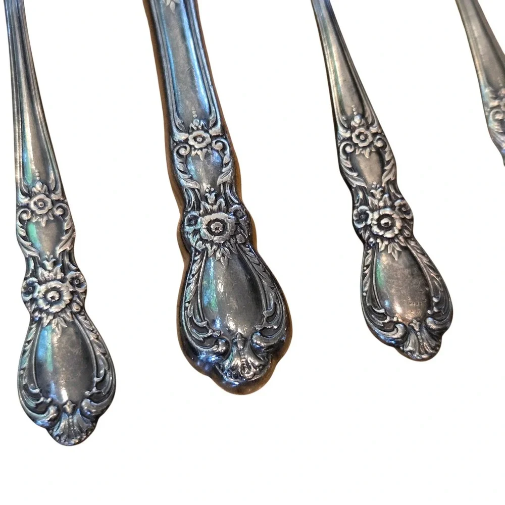 1847 Rogers Bros Heritage Flatware 5 Pc Set Baby Toddler Child Size Silverplate